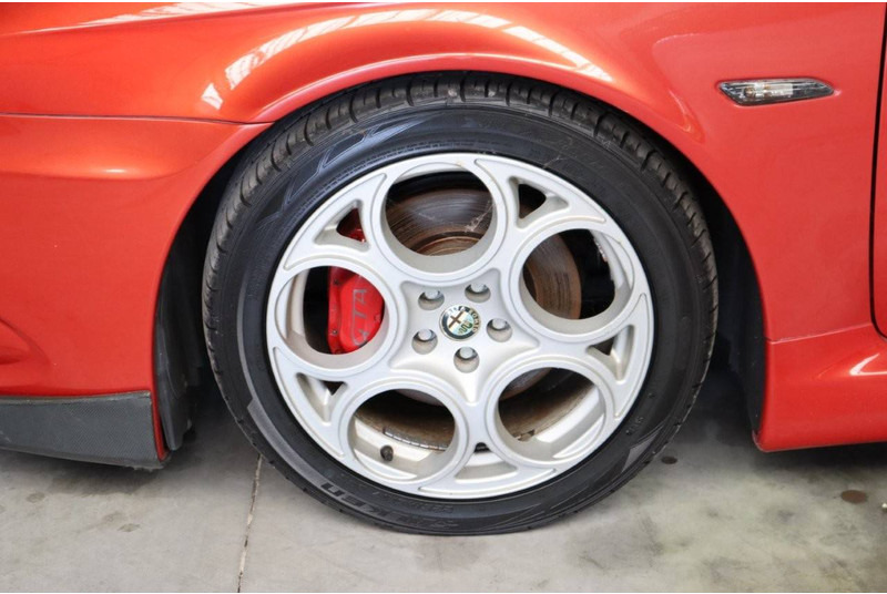 Sedan Alfa Romeo 156 3.2i V6 24v GTA: foto 12