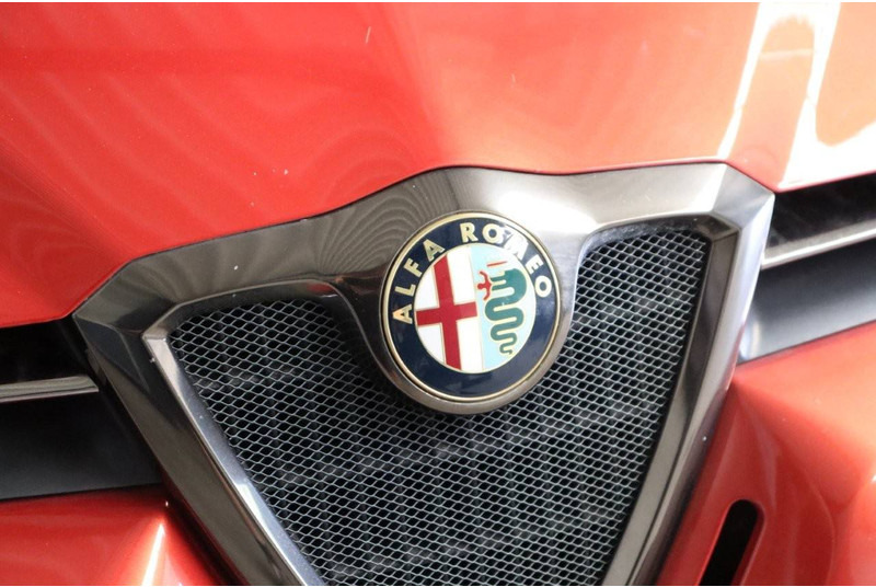Sedan Alfa Romeo 156 3.2i V6 24v GTA: foto 11
