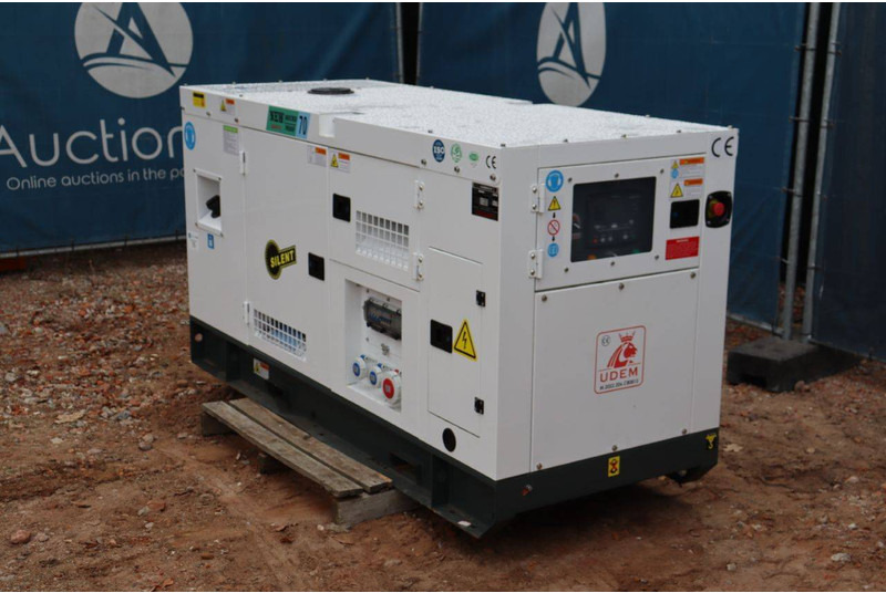 Ashita AG3-70 - Generador industriale: foto 4 Ashita AG3-70 - Generador industriale: foto 4