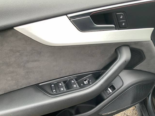 Sedan Audi A5 Sportback G-Tron S Line Edition: foto 14 Sedan Audi A5 Sportback G-Tron S Line Edition: foto 14