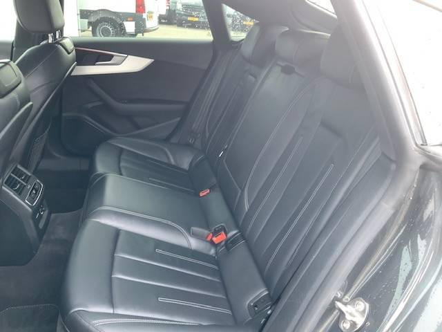 Sedan Audi A5 Sportback G-Tron S Line Edition: foto 15 Sedan Audi A5 Sportback G-Tron S Line Edition: foto 15