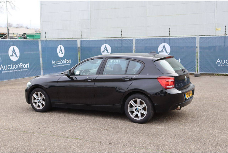 BMW 1 Serie - Sedan: foto 4 BMW 1 Serie - Sedan: foto 4