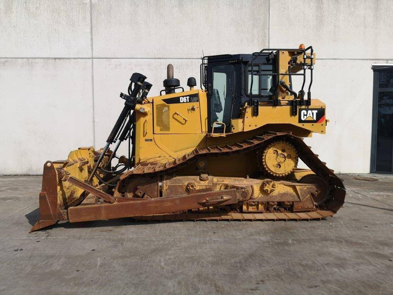Caterpillar D6T LGP - Bulldozer: foto 1 Caterpillar D6T LGP - Bulldozer: foto 1