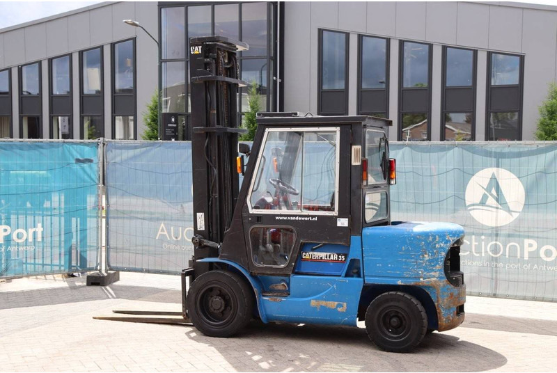 Caterpillar DP35K - Carretilla elevadora diésel: foto 3 Caterpillar DP35K - Carretilla elevadora diésel: foto 3