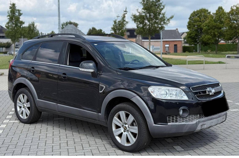 Chevrolet Captiva 2.0 VCDI Automatic - Sedan: foto 4 Chevrolet Captiva 2.0 VCDI Automatic - Sedan: foto 4