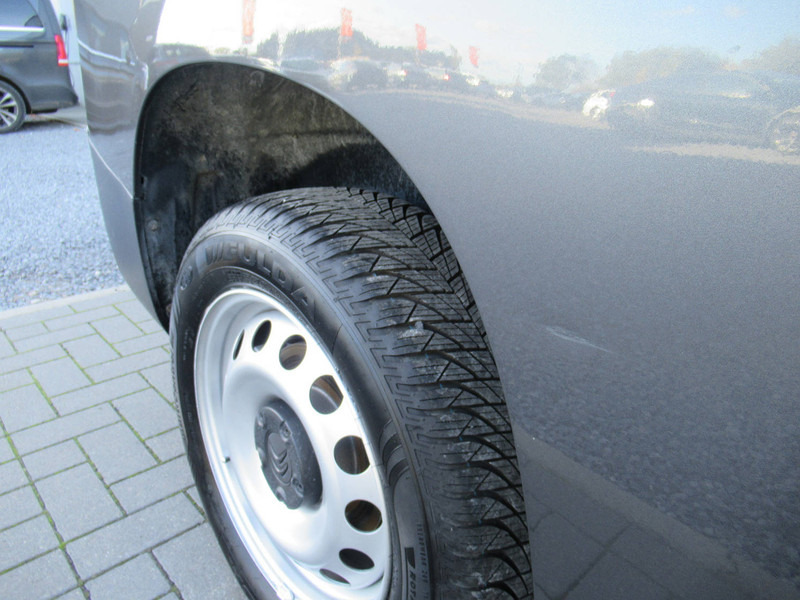 Furgón Citroën Berlingo BlueHDi Automatic: foto 8