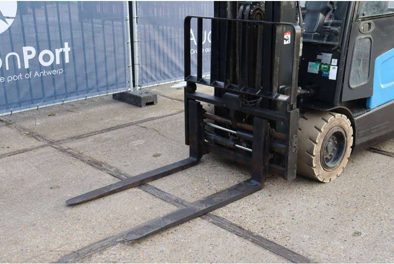 Carretilla elevadora eléctrica Doosan B25X-7: foto 10