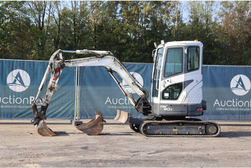 Doosan DX30Z - Excavadora de cadenas: foto 1 Doosan DX30Z - Excavadora de cadenas: foto 1