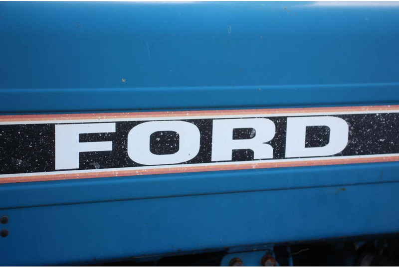 Tractor Ford 5110: foto 13