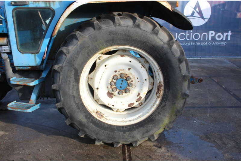 Tractor Ford 5110: foto 18