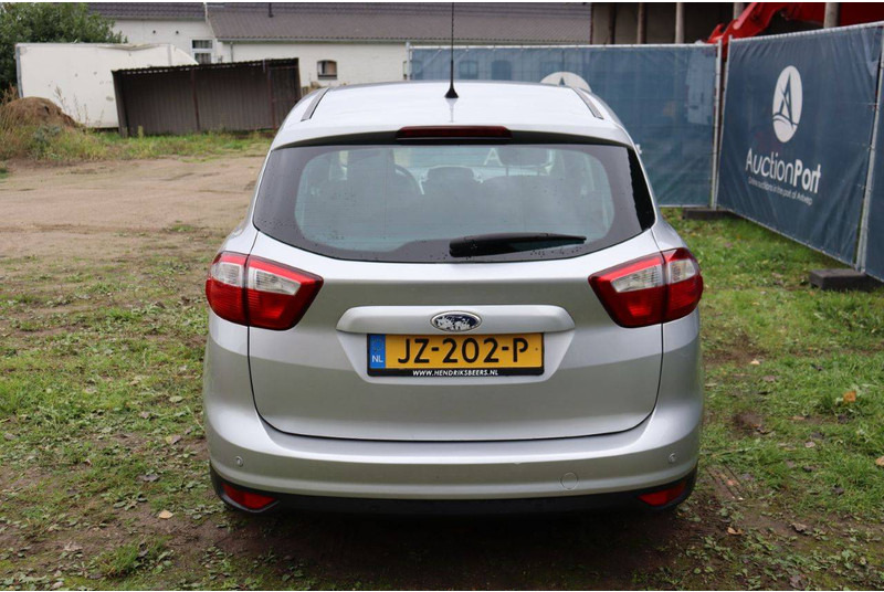 Ford C-MAX - Sedan: foto 5 Ford C-MAX - Sedan: foto 5