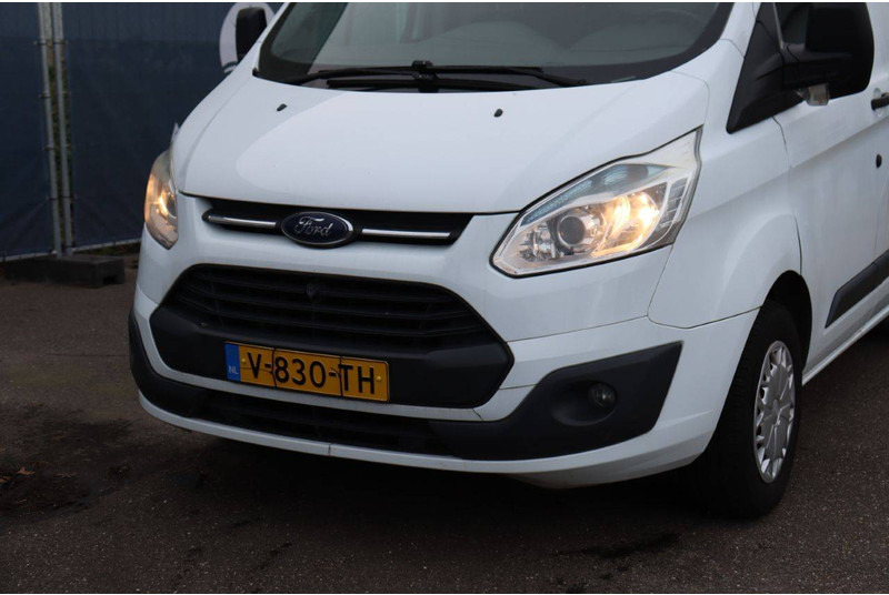 Furgón Ford Transit Custom: foto 10 Furgón Ford Transit Custom: foto 10