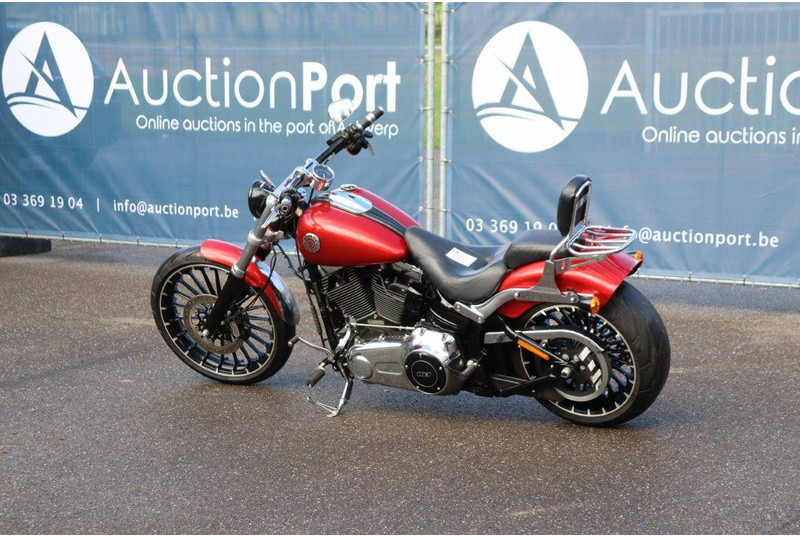Harley-Davidson Breakout - Motocicleta: foto 3 Harley-Davidson Breakout - Motocicleta: foto 3