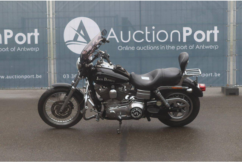 Harley-Davidson Dyna Super Glide Custom - Motocicleta: foto 2 Harley-Davidson Dyna Super Glide Custom - Motocicleta: foto 2