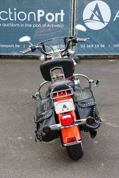 Harley-Davidson Heritage Softail Classic - Motocicleta: foto 4 Harley-Davidson Heritage Softail Classic - Motocicleta: foto 4