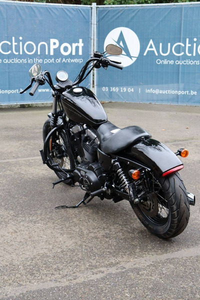 Harley-Davidson Sporster XL 1200 Nightster - Motocicleta: foto 4 Harley-Davidson Sporster XL 1200 Nightster - Motocicleta: foto 4