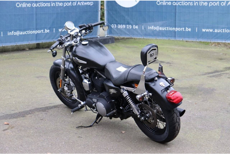 Harley-Davidson Sporster XL1200 Custom - Motocicleta: foto 4 Harley-Davidson Sporster XL1200 Custom - Motocicleta: foto 4
