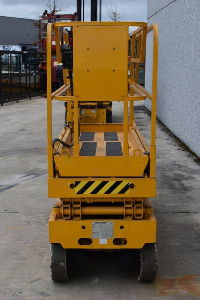 Haulotte Compact 8 - Plataforma de tijeras: foto 5 Haulotte Compact 8 - Plataforma de tijeras: foto 5
