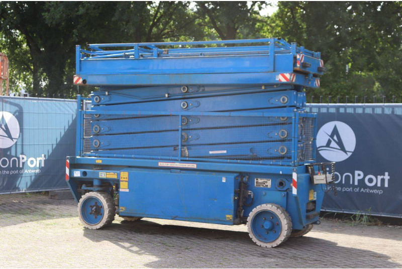 Holland lift Combistar N-165EL12 - Plataforma de tijeras: foto 3 Holland lift Combistar N-165EL12 - Plataforma de tijeras: foto 3