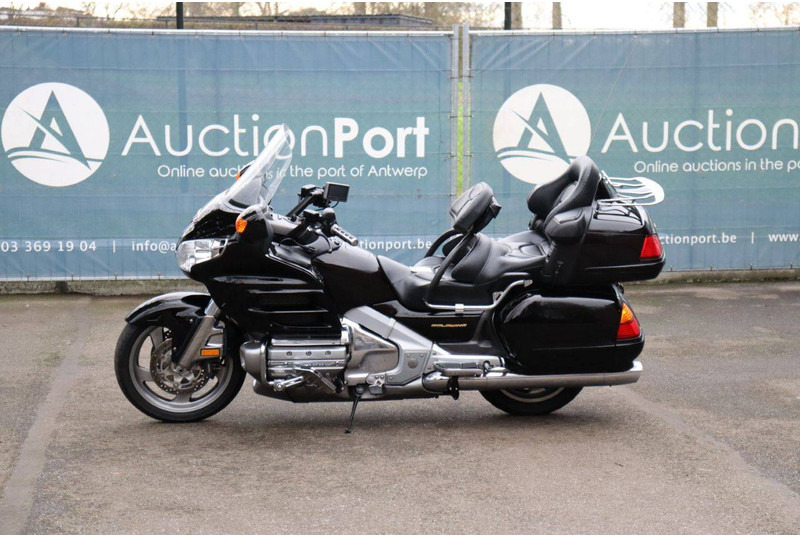 Honda GL1800 - Motocicleta: foto 1 Honda GL1800 - Motocicleta: foto 1