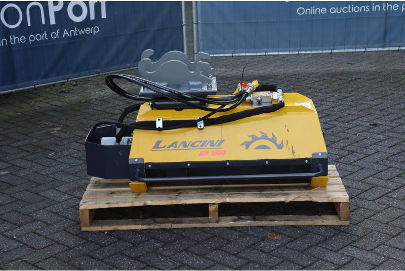 Lancia KM 1000 - Implemento: foto 2 Lancia KM 1000 - Implemento: foto 2