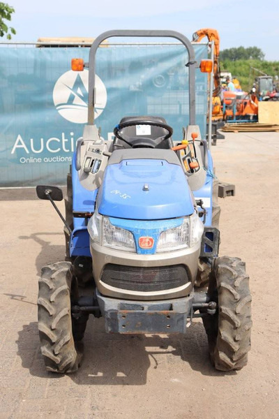 Tractor Iseki TH205-B: foto 7