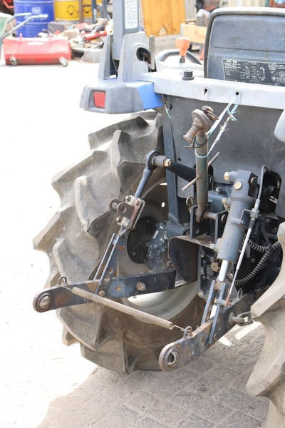 Tractor Iseki TH205-B: foto 14