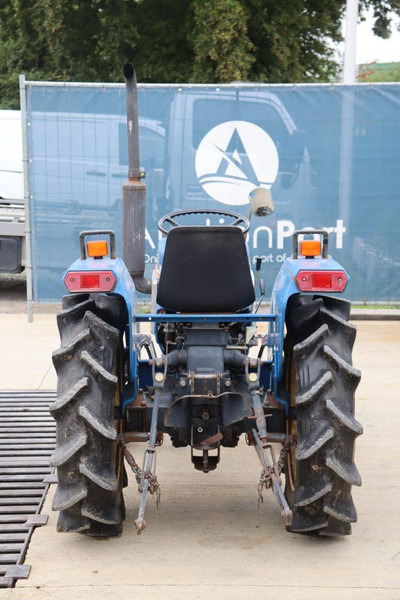 Iseki TU1700 - Tractor: foto 5 Iseki TU1700 - Tractor: foto 5