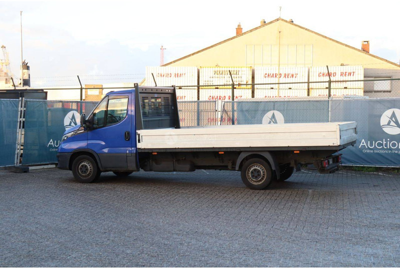 Iveco Daily 35C15 - Coche: foto 3 Iveco Daily 35C15 - Coche: foto 3