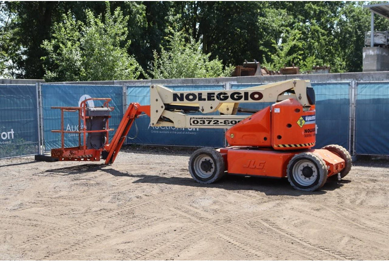 JLG E450AJ - Plataforma articulada: foto 3 JLG E450AJ - Plataforma articulada: foto 3