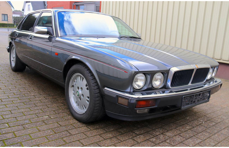 Jaguar XJ-12 - Sedan: foto 3 Jaguar XJ-12 - Sedan: foto 3