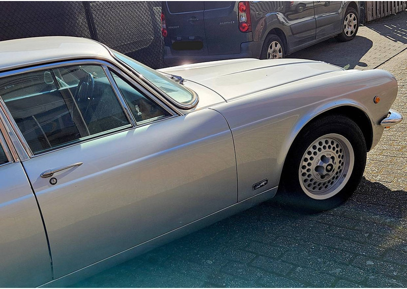 Jaguar XJ (series II) 6 Automatic - Sedan: foto 5 Jaguar XJ (series II) 6 Automatic - Sedan: foto 5