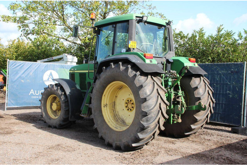 John Deere 6610 - Tractor: foto 3 John Deere 6610 - Tractor: foto 3