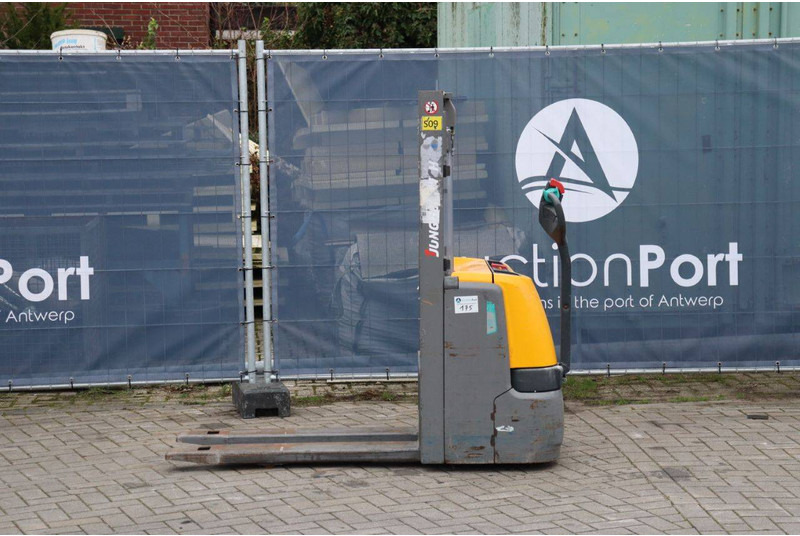 Jungheinrich EJC 110 - Apilador: foto 2 Jungheinrich EJC 110 - Apilador: foto 2