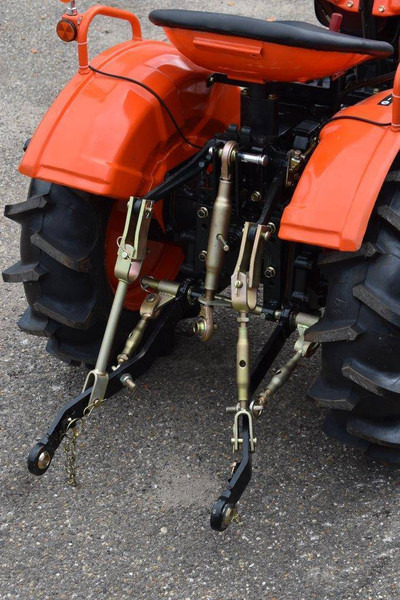 Tractor Kubota B5000: foto 17 Tractor Kubota B5000: foto 17