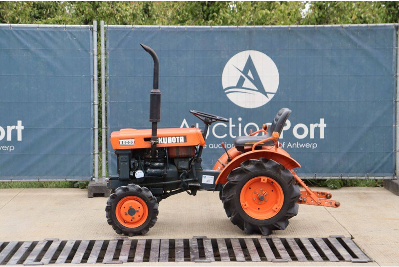 Kubota B5000 - Tractor: foto 2 Kubota B5000 - Tractor: foto 2