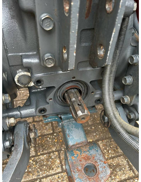 Kubota GL240 - Tractor: foto 5 Kubota GL240 - Tractor: foto 5