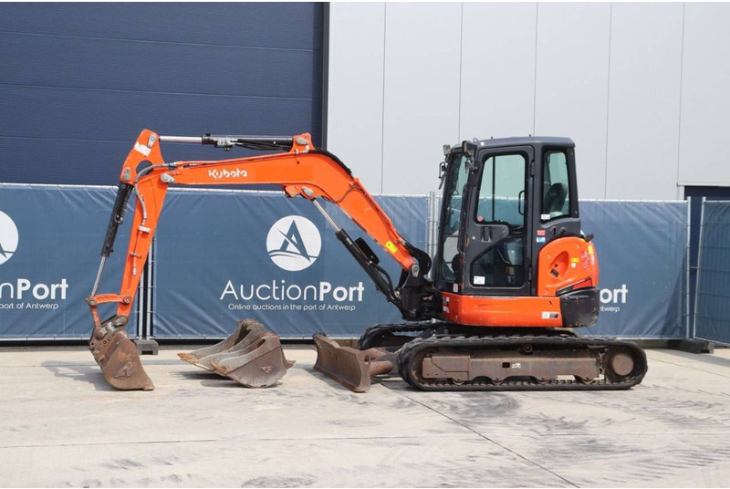 Kubota U48-4 - Excavadora de cadenas: foto 1 Kubota U48-4 - Excavadora de cadenas: foto 1