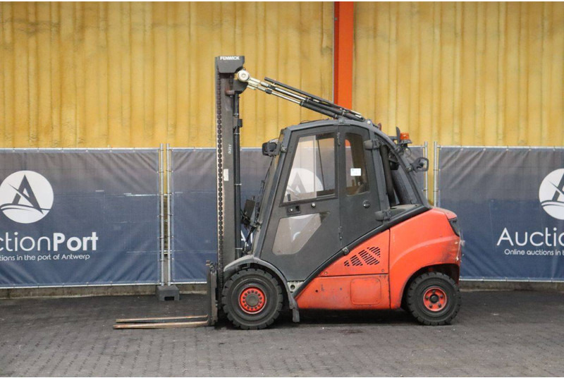 Linde H30D-02 - Carretilla elevadora diésel: foto 1 Linde H30D-02 - Carretilla elevadora diésel: foto 1