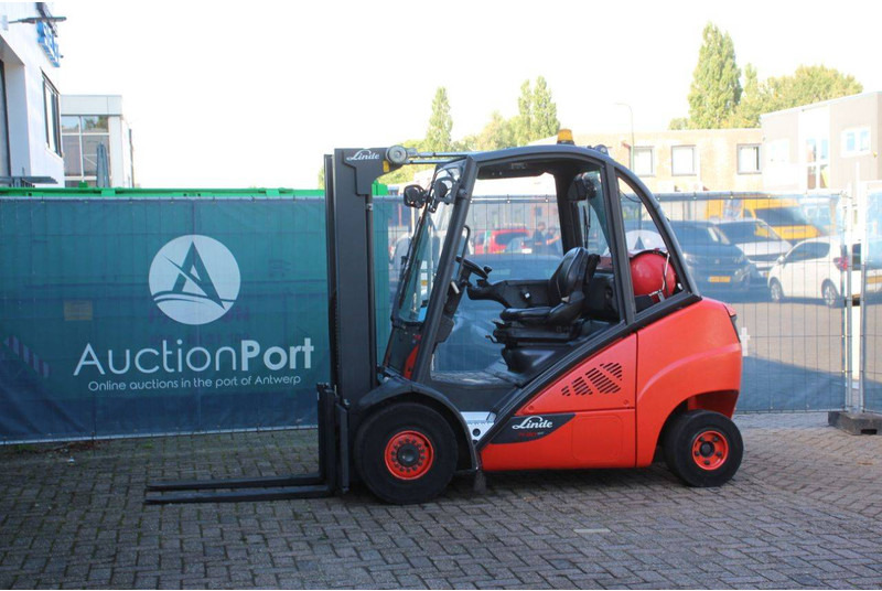 Linde H30T-02 - Carretilla elevadora de gas: foto 1 Linde H30T-02 - Carretilla elevadora de gas: foto 1