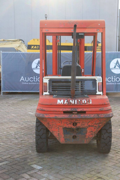 Manitou MCE 25H - Carretilla elevadora diésel: foto 5 Manitou MCE 25H - Carretilla elevadora diésel: foto 5