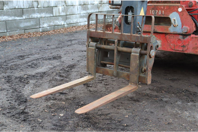 Manipulador telescópico Manitou MRT 1850: foto 10