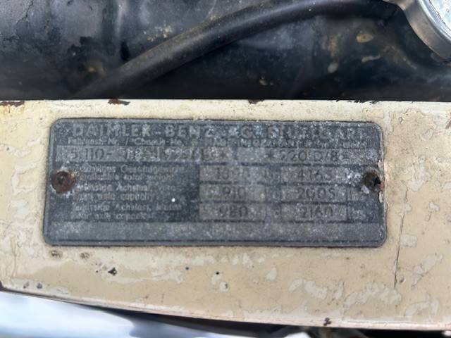 Mercedes-Benz W115 - Sedan: foto 5 Mercedes-Benz W115 - Sedan: foto 5