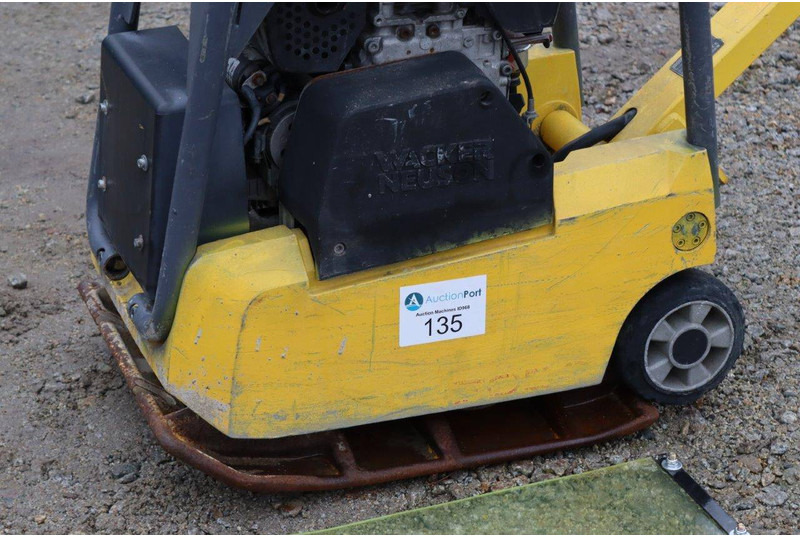Plancha reversible Neuson DPU3050: foto 11