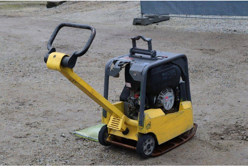 Plancha reversible Neuson DPU3050: foto 6