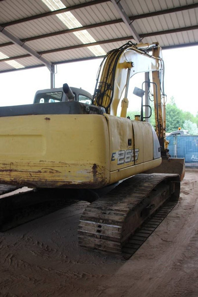 New Holland E265 - Excavadora de cadenas: foto 5 New Holland E265 - Excavadora de cadenas: foto 5
