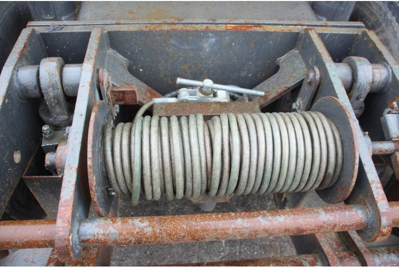 Excavadora de ruedas New Holland MH5 Plus: foto 18 Excavadora de ruedas New Holland MH5 Plus: foto 18