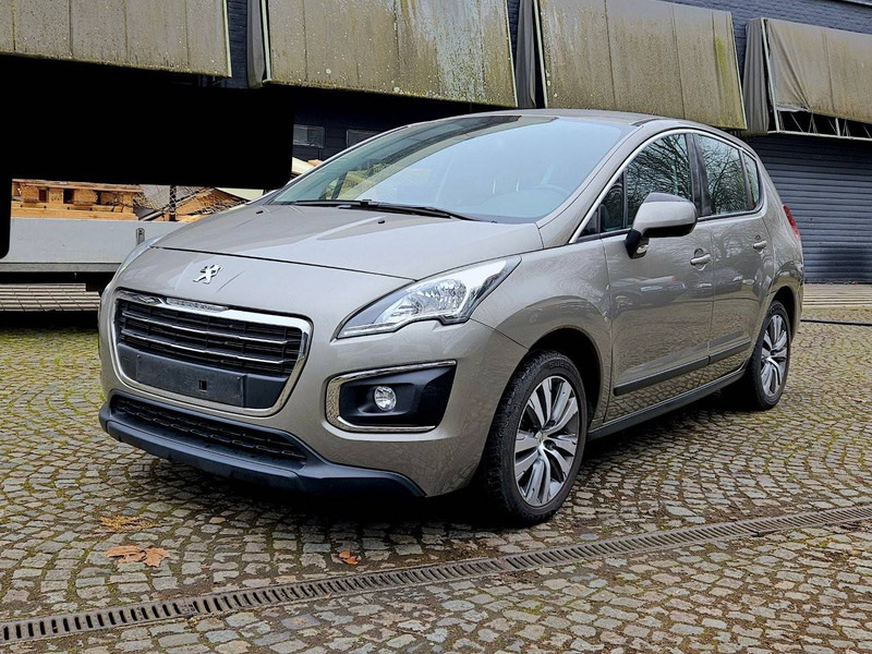 Peugeot 3008 (I - update) 1.6 VTi - Sedan: foto 1 Peugeot 3008 (I - update) 1.6 VTi - Sedan: foto 1