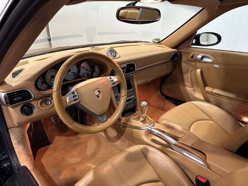 Porsche 911 Type 997 Carrera 4S - Sedan: foto 5 Porsche 911 Type 997 Carrera 4S - Sedan: foto 5