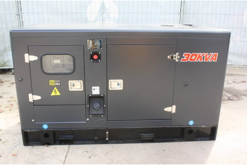 Generador industriale nuevo Power Silent AG-30: foto 16